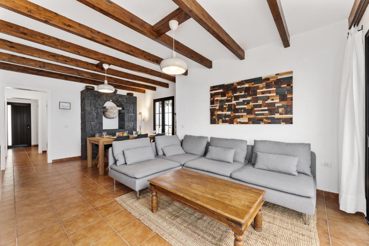 Villa 4 - Vipvipvillas ติอาส ภายนอก รูปภาพ
